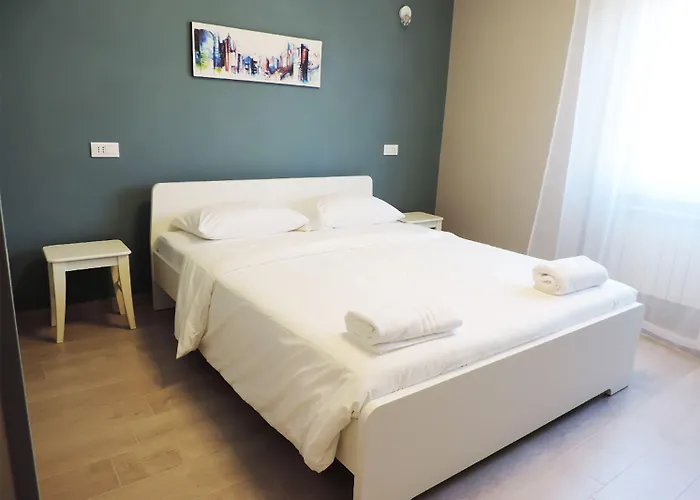 Pretty Tiburtina Konukevi 4*